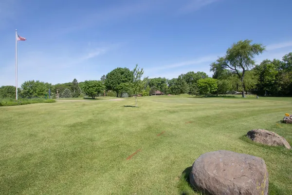 $995,000 | 812 Van Slyke Drive, Fontana, WI 53125