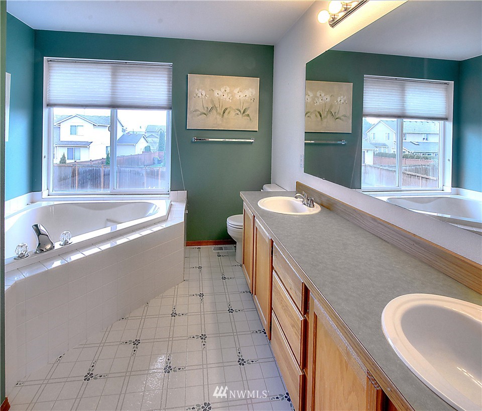 447 Hackmann Street Buckley, WA 98321 - Photo 12 of 21 Gallery Image 12