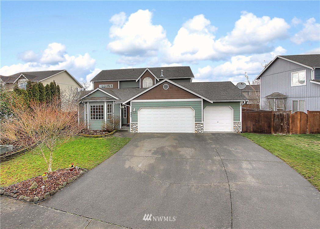 447 Hackmann Street Buckley, WA 98321 - Photo 3 of 21 Gallery Image 3