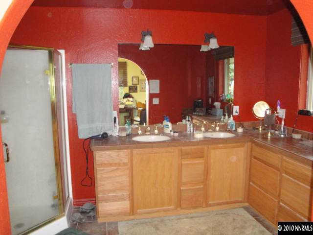 2385 Warrior Lane Reno, NV 89523 - Photo 5 of 11 Photo 5