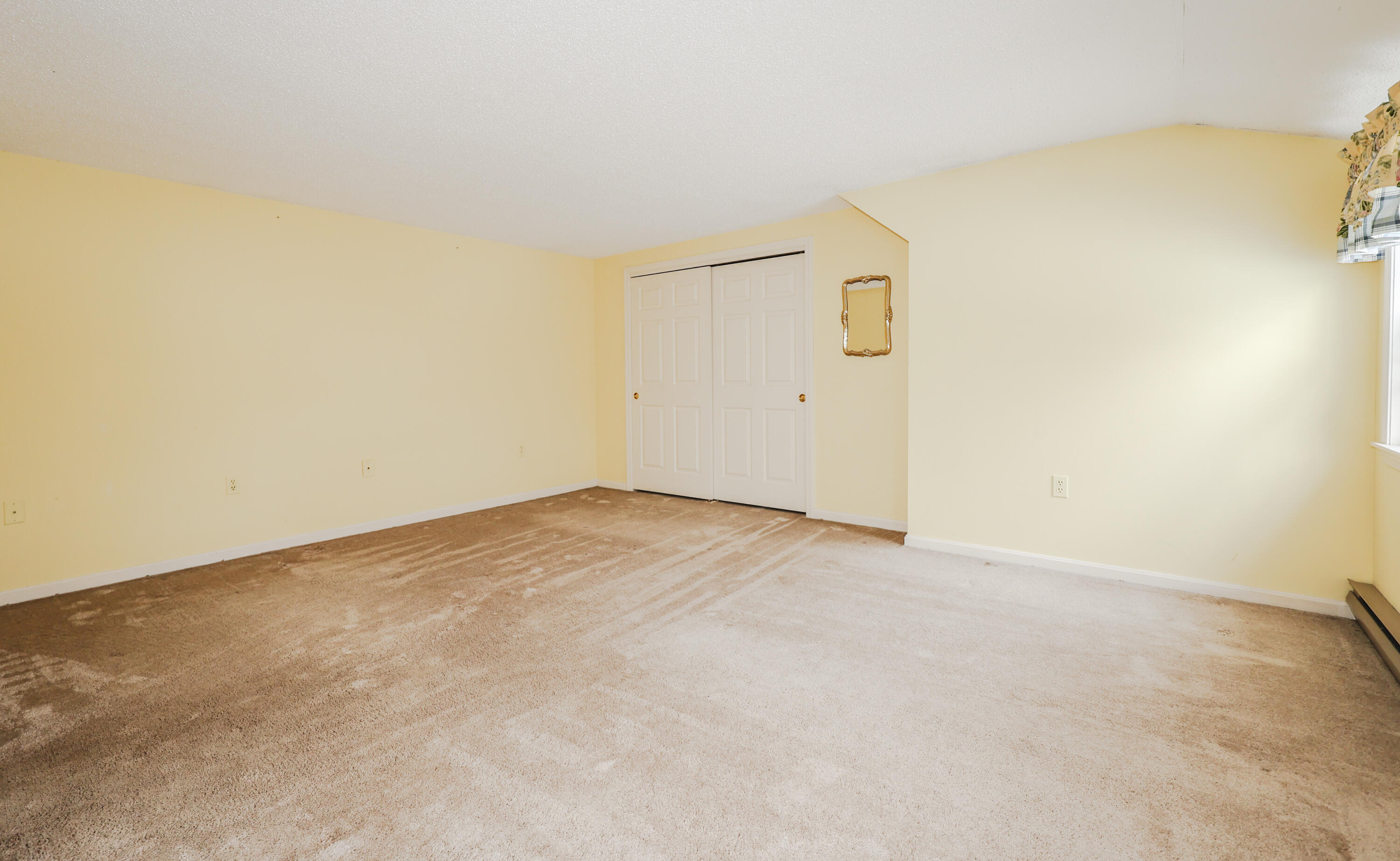 194 Flintlock Village Road, Unit 4 Wells, ME 04090 - Photo 29 of 42 2nd Floor Bedroom 1