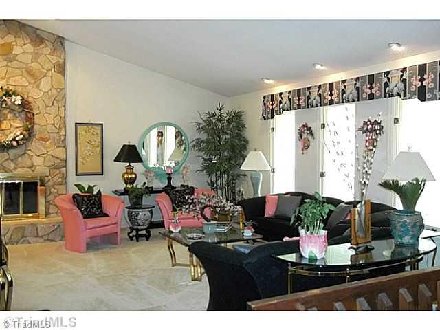 2727 Pleasant Ridge Road Summerfield, NC 27358 - Photo 2 of 16 Living Room.