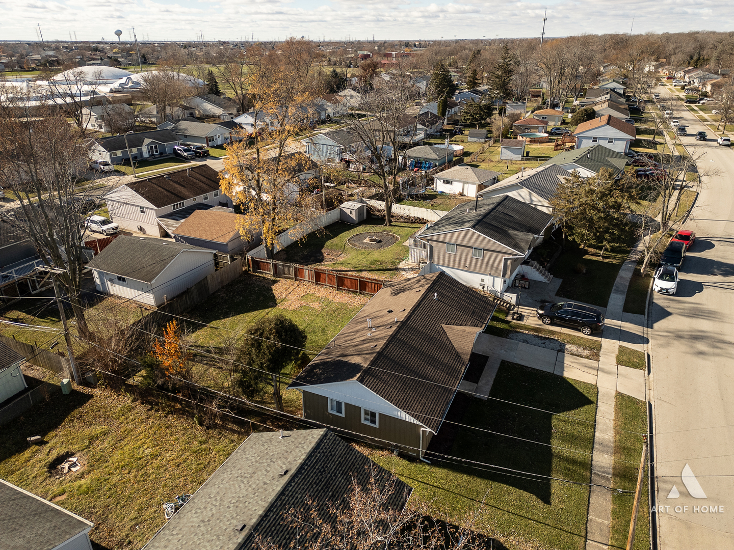 703 Yates Avenue Romeoville, IL 60446 - Photo 41 of 44 an aerial view of a city with lots of residential buildings