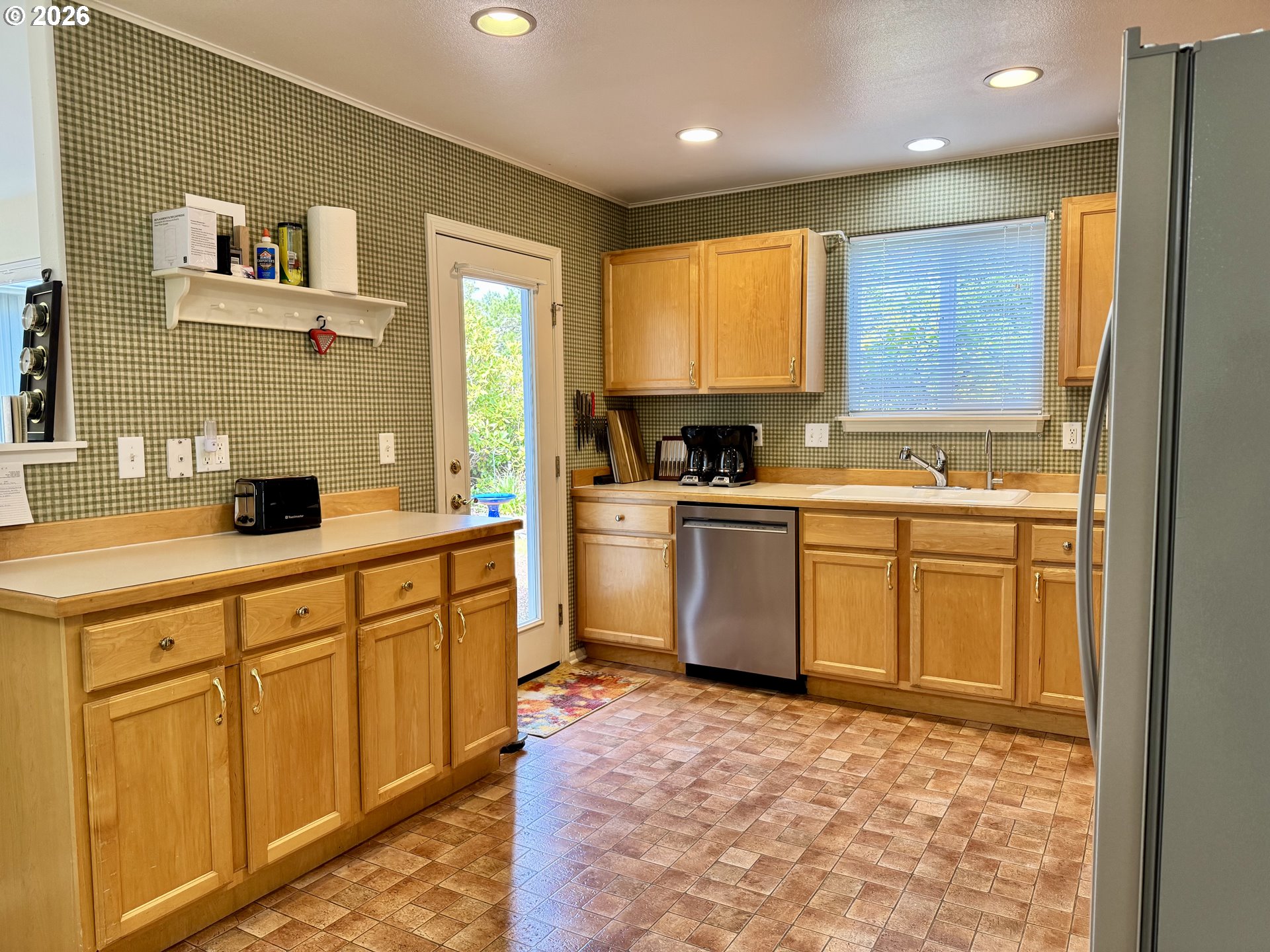 18 Mariners Lane Florence, OR 97439 - Photo 11 of 36