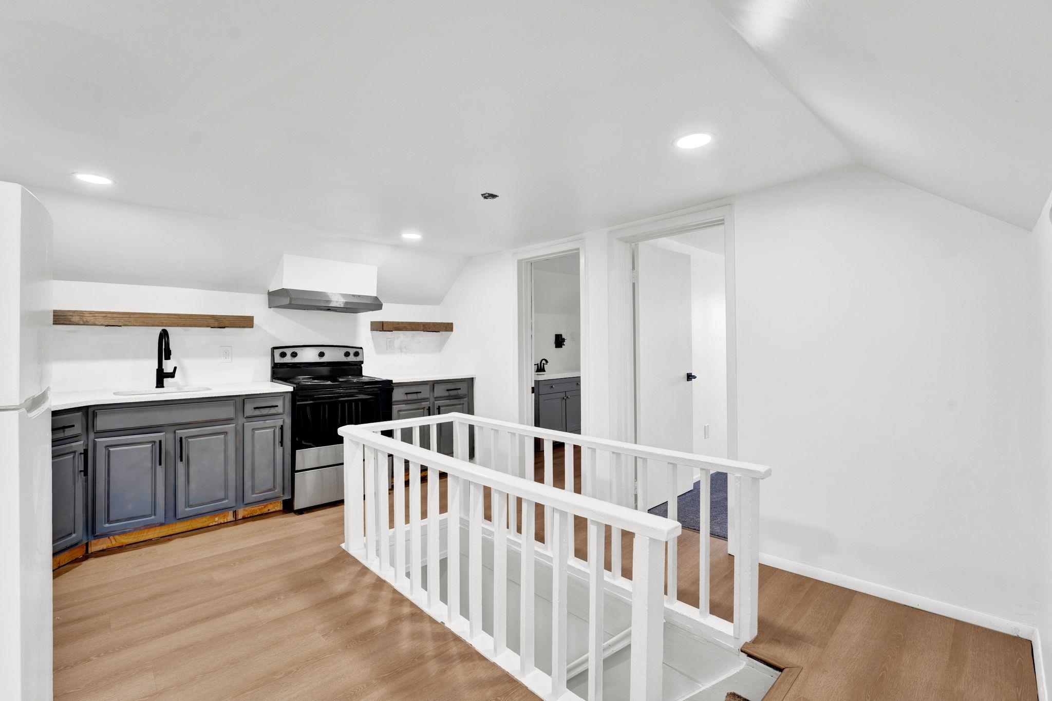 781 2nd Street Secaucus, NJ 07094 - Photo 13 of 30