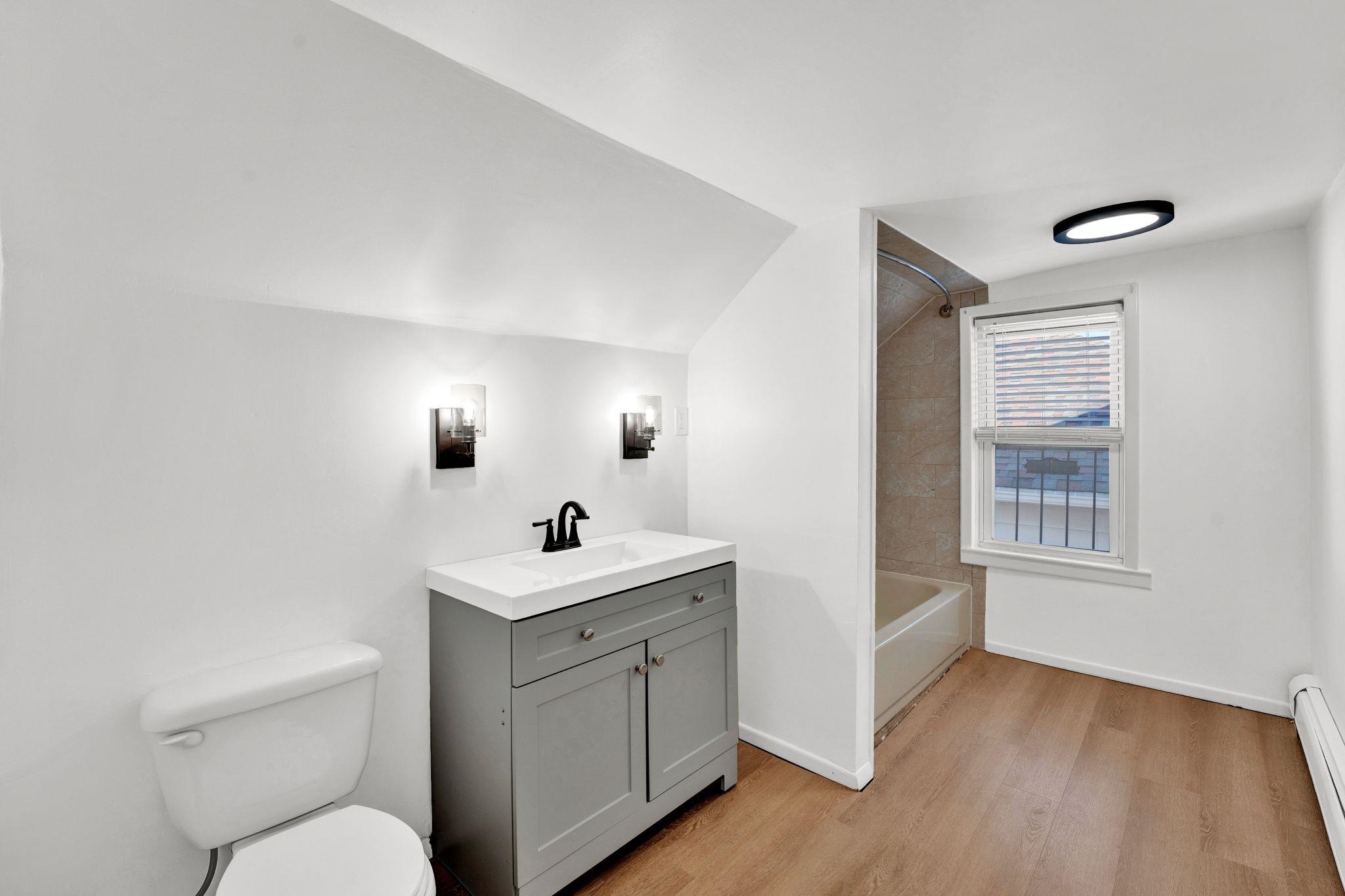 781 2nd Street Secaucus, NJ 07094 - Photo 17 of 30