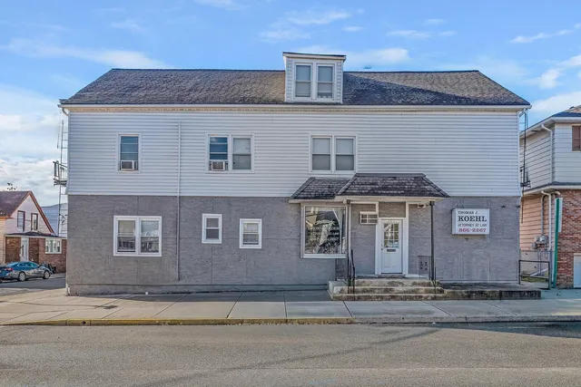 $1,499,000 | 781 2nd Street, Secaucus, NJ 07094