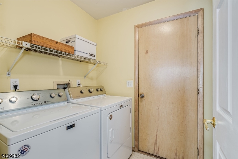 63 Meadow Pond Road Hamburg, NJ 07419 - Photo 15 of 28