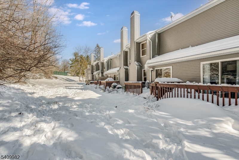 63 Meadow Pond Road Hamburg, NJ 07419 - Photo 25 of 28