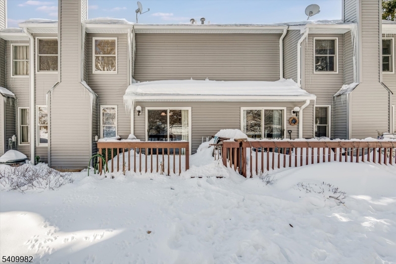 63 Meadow Pond Road Hamburg, NJ 07419 - Photo 26 of 28