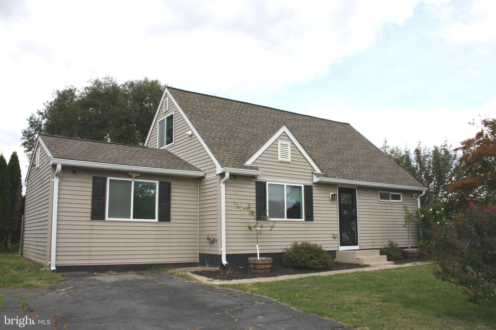 6206 Nassau Road Harrisburg, PA 17112 - Photo 3 of 29 Gallery Image 3