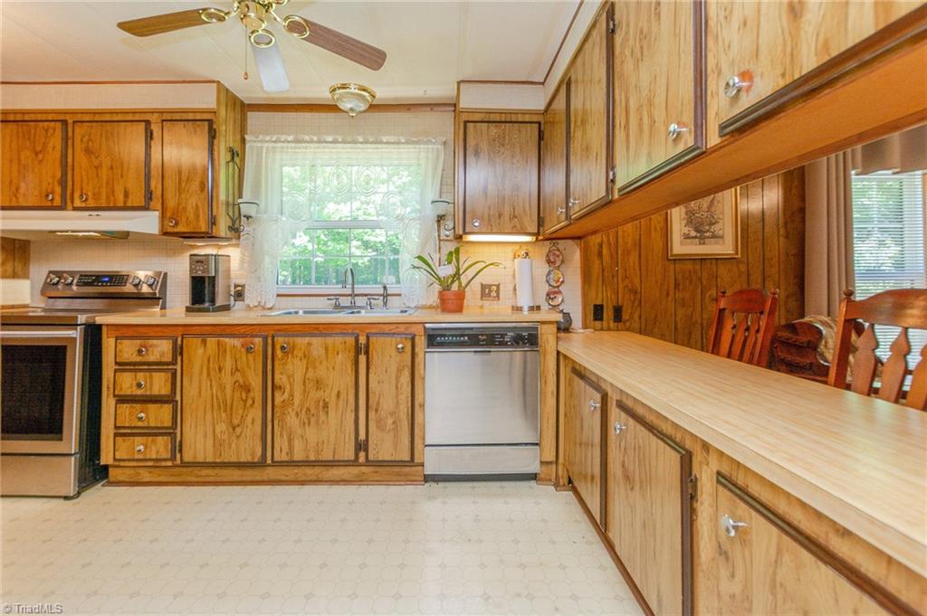 5518 Covered Bridge Road Trinity, NC 27370 - Photo 23 of 45