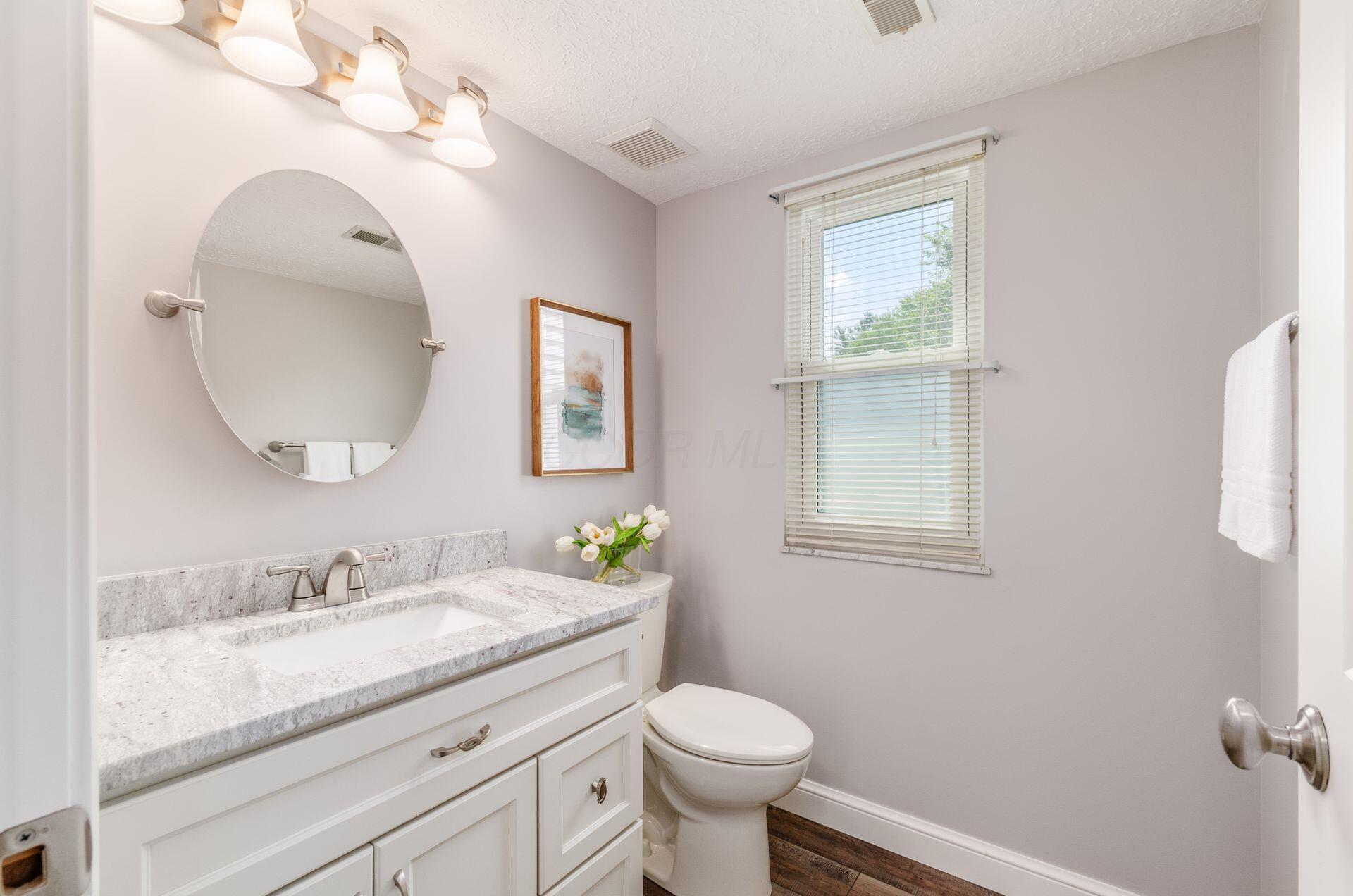 9471 Concord Road Powell, OH 43065 - Photo 16 of 40 UPDATED GUEST POWDER ROOM