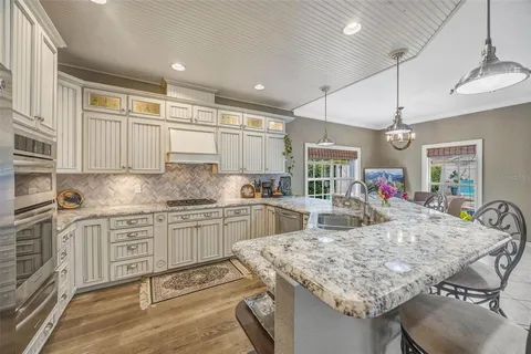 $1,400,000 | 852 35th Avenue North, St. Petersburg, FL 33704