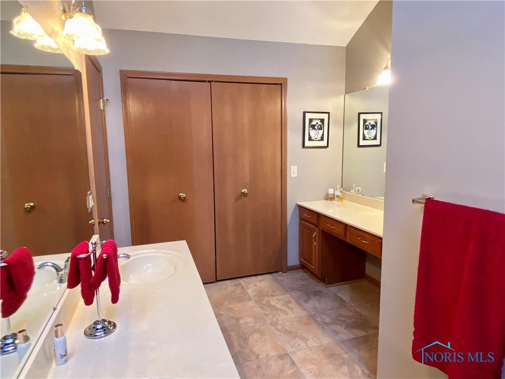 3914 Pickle Road Oregon, OH 43616 - Photo 28 of 47 Gallery Image 28
