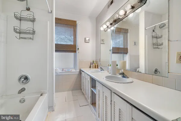 $230,000 | 2400 North Madison Street, Wilmington, DE 19802