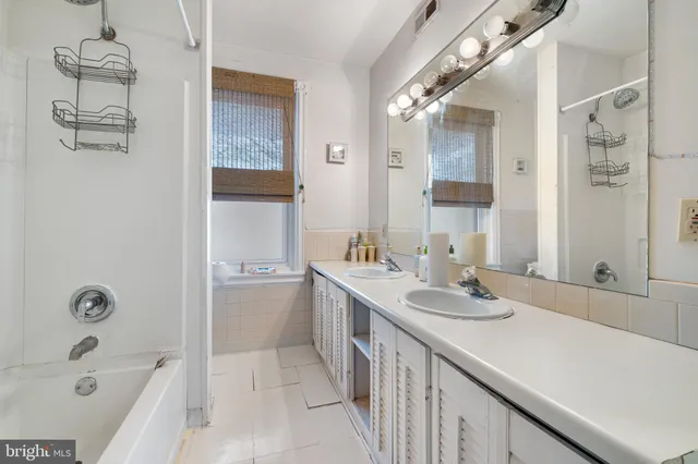 $210,000 | 2400 North Madison Street, Wilmington, DE 19802