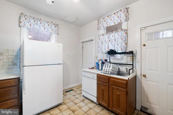 $230,000 | 2400 North Madison Street, Wilmington, DE 19802