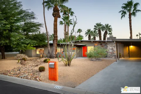 $1,175,000 | 2835 East Plaimor Avenue, Palm Springs, CA 92262