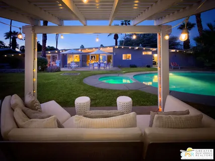 $1,175,000 | 2835 East Plaimor Avenue, Palm Springs, CA 92262