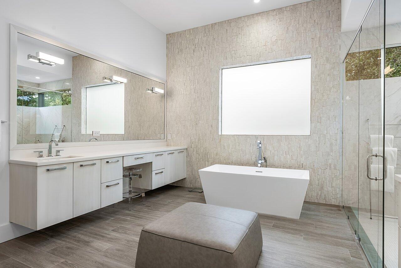 200 Northeast 7th Street Boca Raton, FL 33432 - Photo 24 of 51 024-200Northeast7thStreet-BocaRaton-FL-3