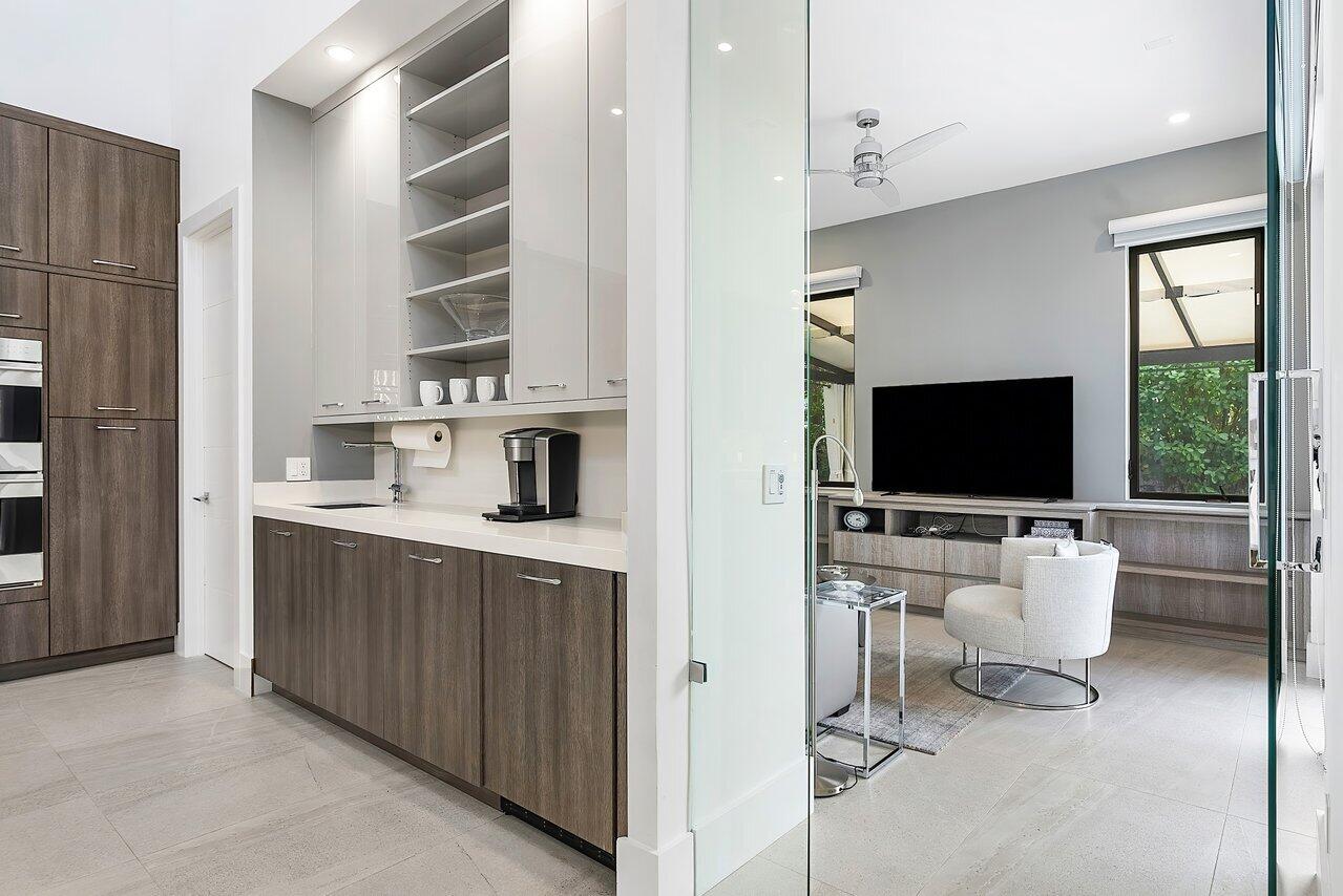 200 Northeast 7th Street Boca Raton, FL 33432 - Photo 26 of 51 026-200Northeast7thStreet-BocaRaton-FL-3