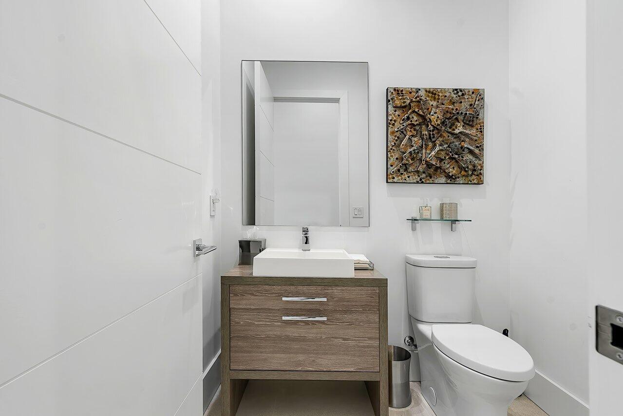 200 Northeast 7th Street Boca Raton, FL 33432 - Photo 29 of 51 029-200Northeast7thStreet-BocaRaton-FL-3