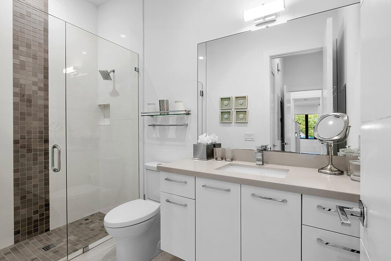 200 Northeast 7th Street Boca Raton, FL 33432 - Photo 31 of 51 031-200Northeast7thStreet-BocaRaton-FL-3