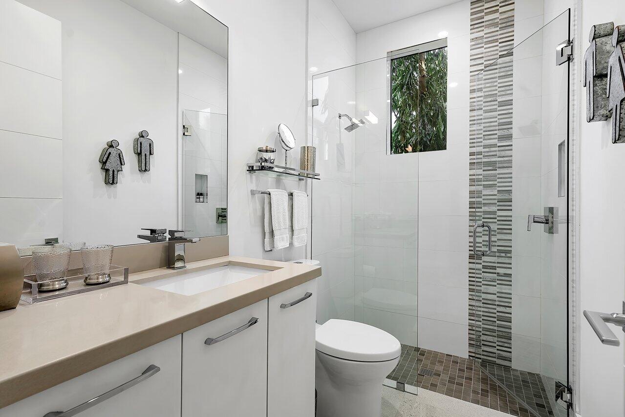 200 Northeast 7th Street Boca Raton, FL 33432 - Photo 33 of 51 033-200Northeast7thStreet-BocaRaton-FL-3