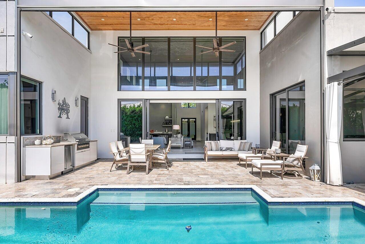 200 Northeast 7th Street Boca Raton, FL 33432 - Photo 41 of 51 041-200Northeast7thStreet-BocaRaton-FL-3