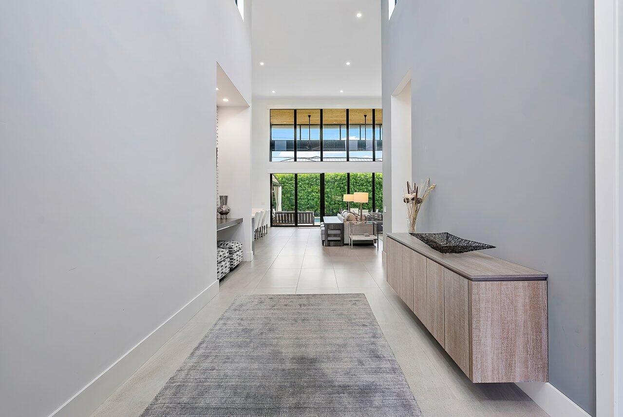 200 Northeast 7th Street Boca Raton, FL 33432 - Photo 5 of 51 005-200Northeast7thStreet-BocaRaton-FL-3