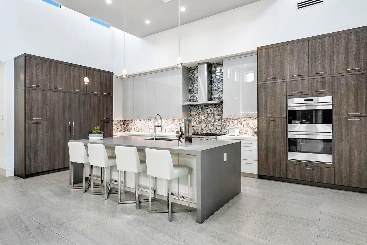 200 Northeast 7th Street Boca Raton, FL 33432 - Photo 8 of 51 008-200Northeast7thStreet-BocaRaton-FL-3