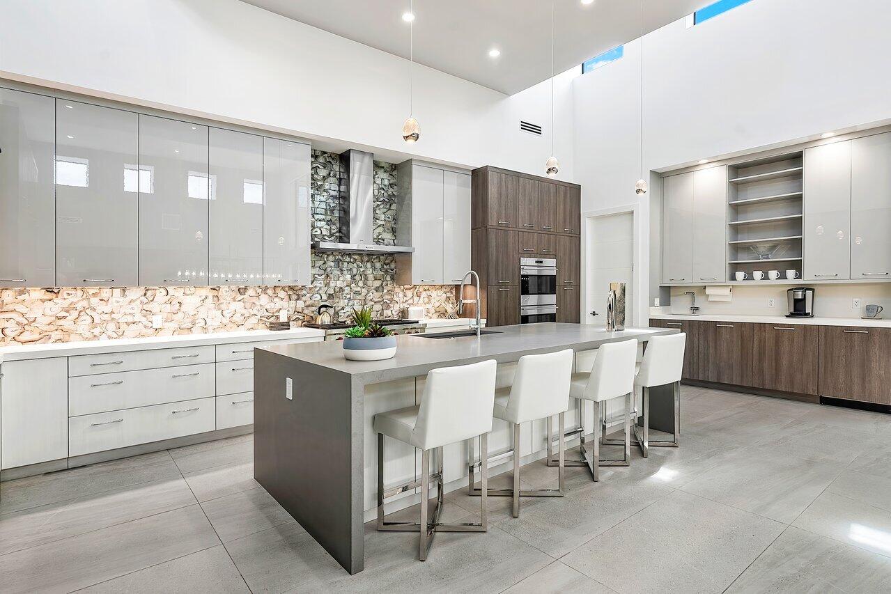 200 Northeast 7th Street Boca Raton, FL 33432 - Photo 10 of 51 010-200Northeast7thStreet-BocaRaton-FL-3