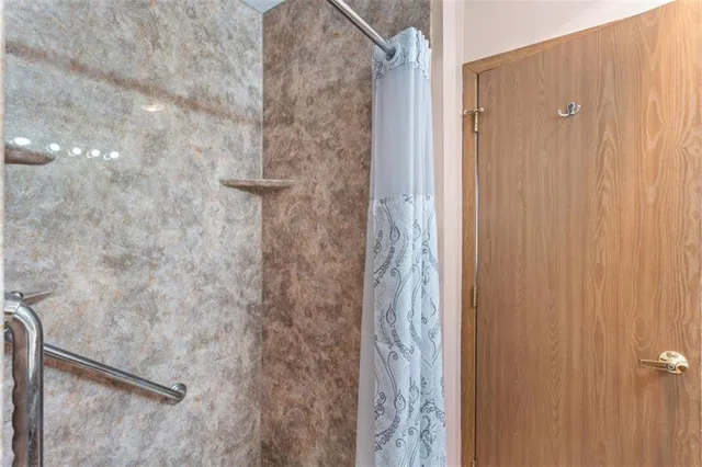 $257,000 | 141 Cambridge Drive, Harwick, PA 15049