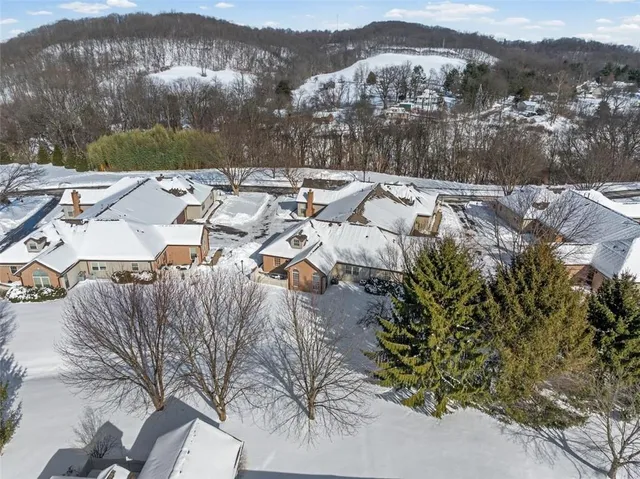 $257,000 | 141 Cambridge Drive, Harwick, PA 15049