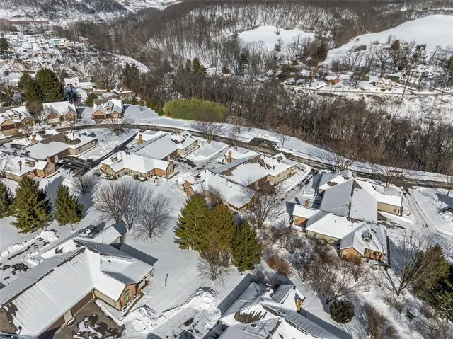 $257,000 | 141 Cambridge Drive, Harwick, PA 15049