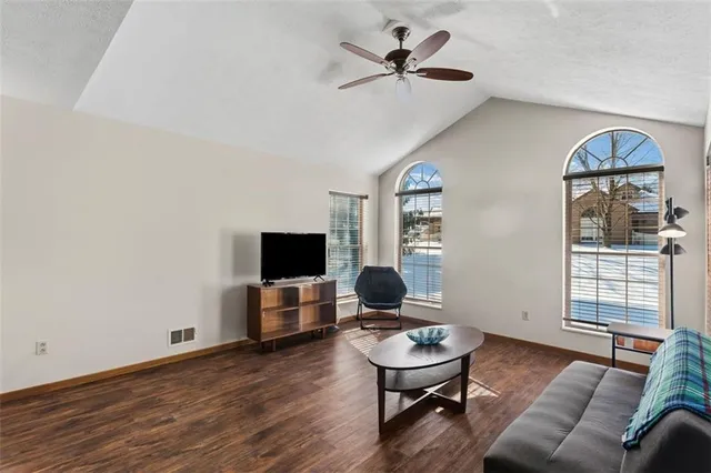 $257,000 | 141 Cambridge Drive, Harwick, PA 15049