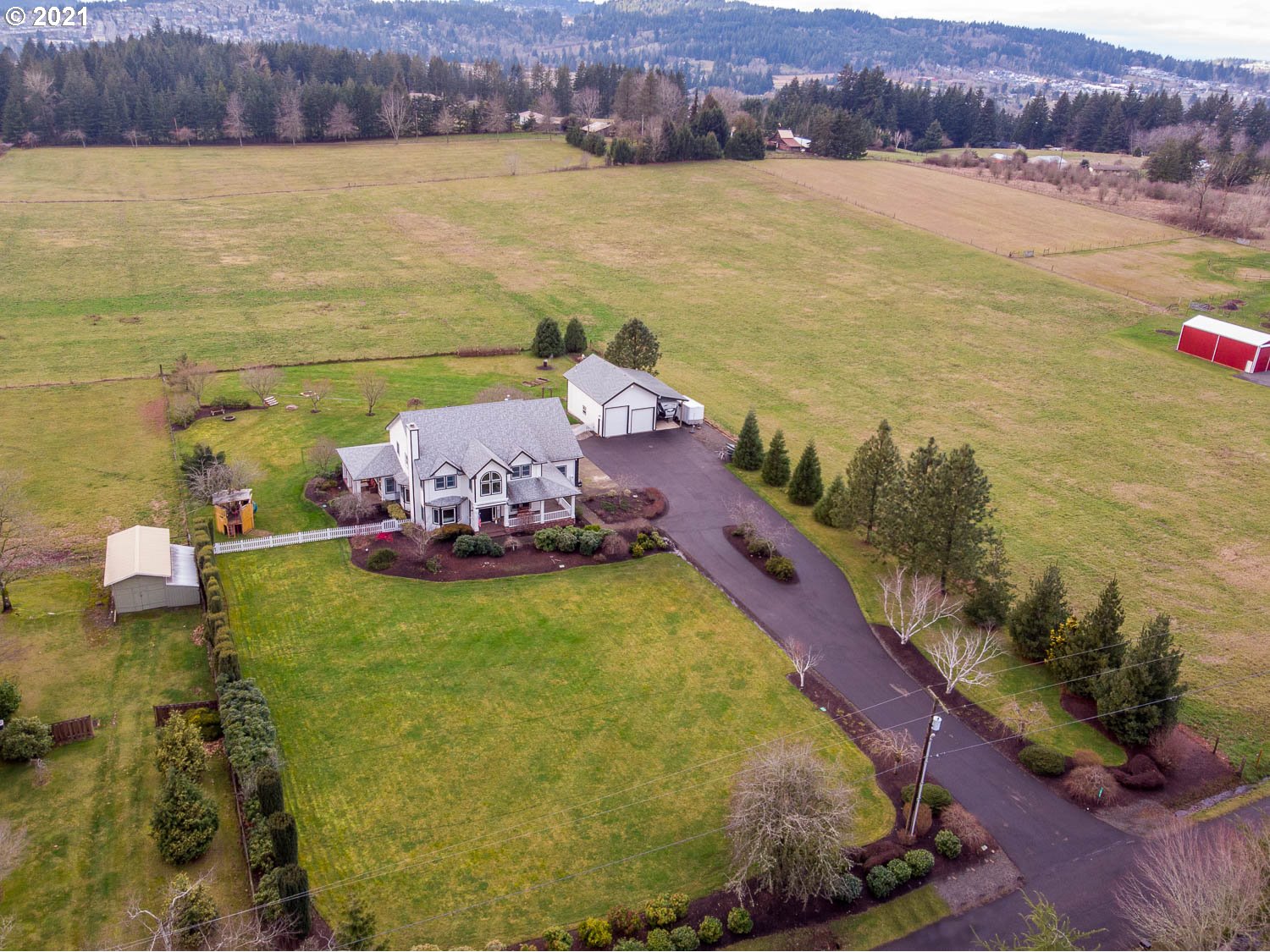 12945 Southeast Winston Road Damascus, OR 97089 - Photo 2 of 32