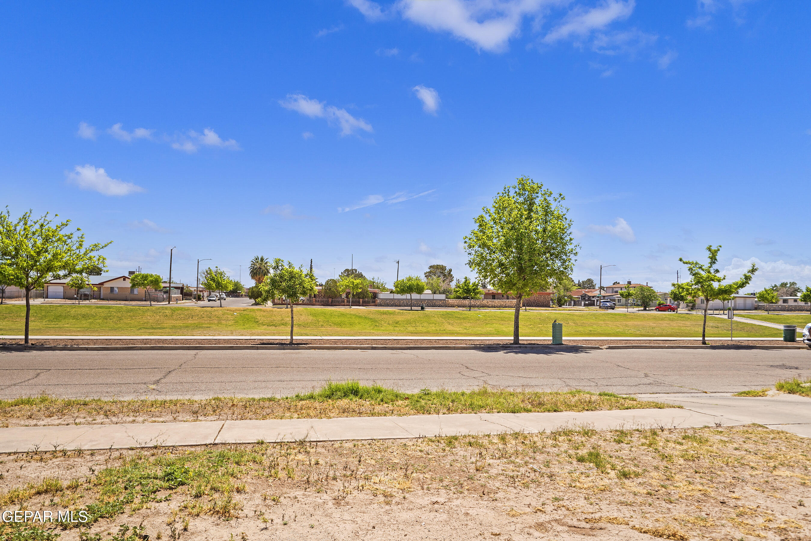 729 Fall River Road El Paso, TX 79907 - Photo 22 of 23 DSC03506