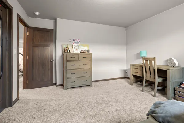 $615,000 | 2089 67th Avenue South, Fargo, ND 58104