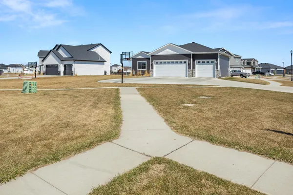 $615,000 | 2089 67th Avenue South, Fargo, ND 58104