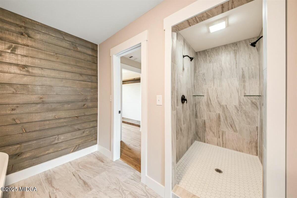 635 Wimbish Road Macon, GA 31210 - Photo 46 of 55 Master Bathroom