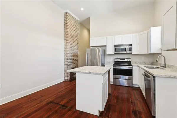 $1,850 | 2032 St Andrew Street, New Orleans, LA 70113