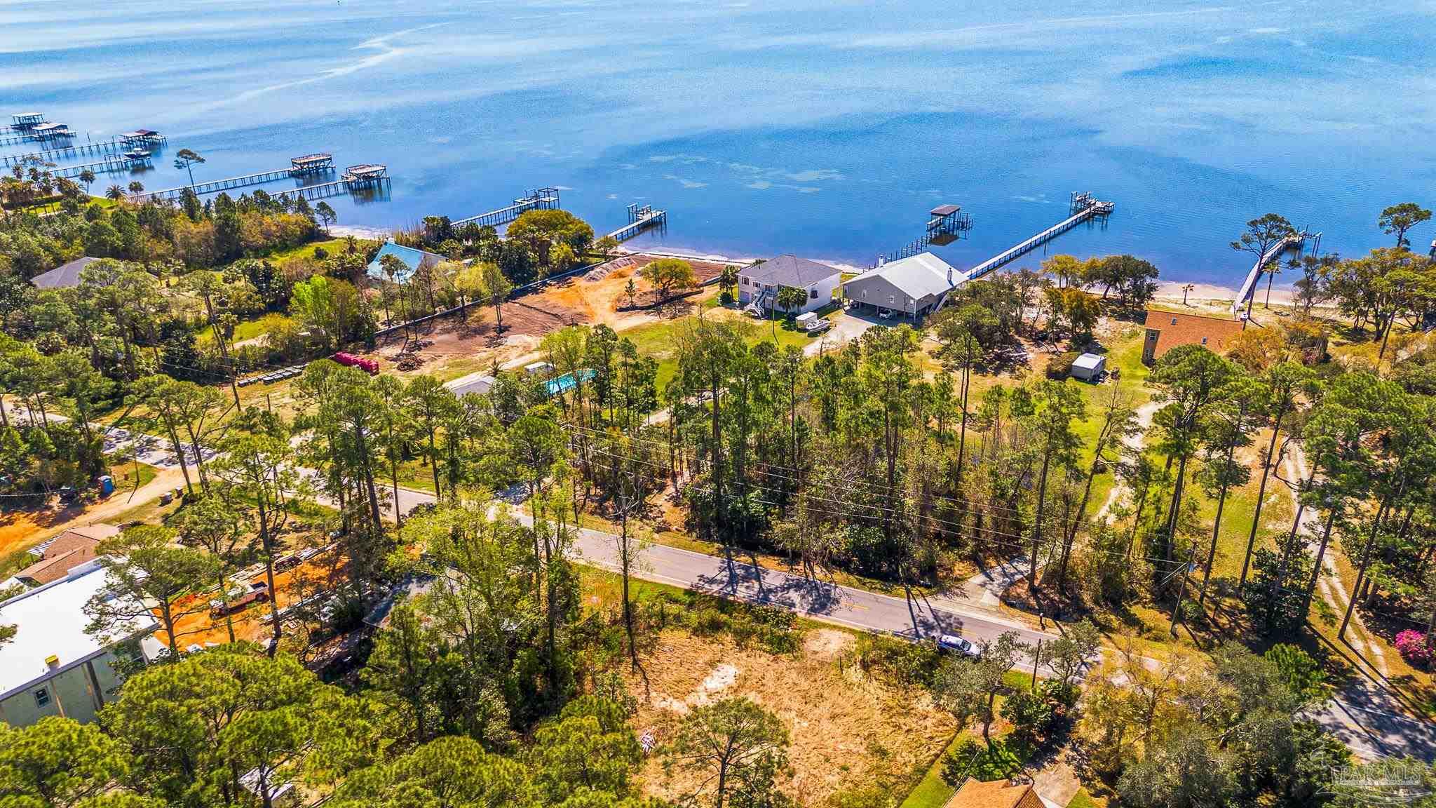 Soundside Drive Gulf Breeze, FL 32563 - Photo 11 of 16 a view of a building