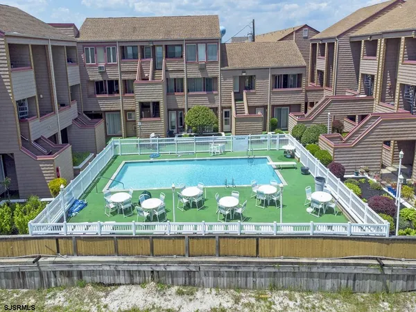 $1,300 | 330 42nd Street South, Unit B15, Brigantine, NJ 08203