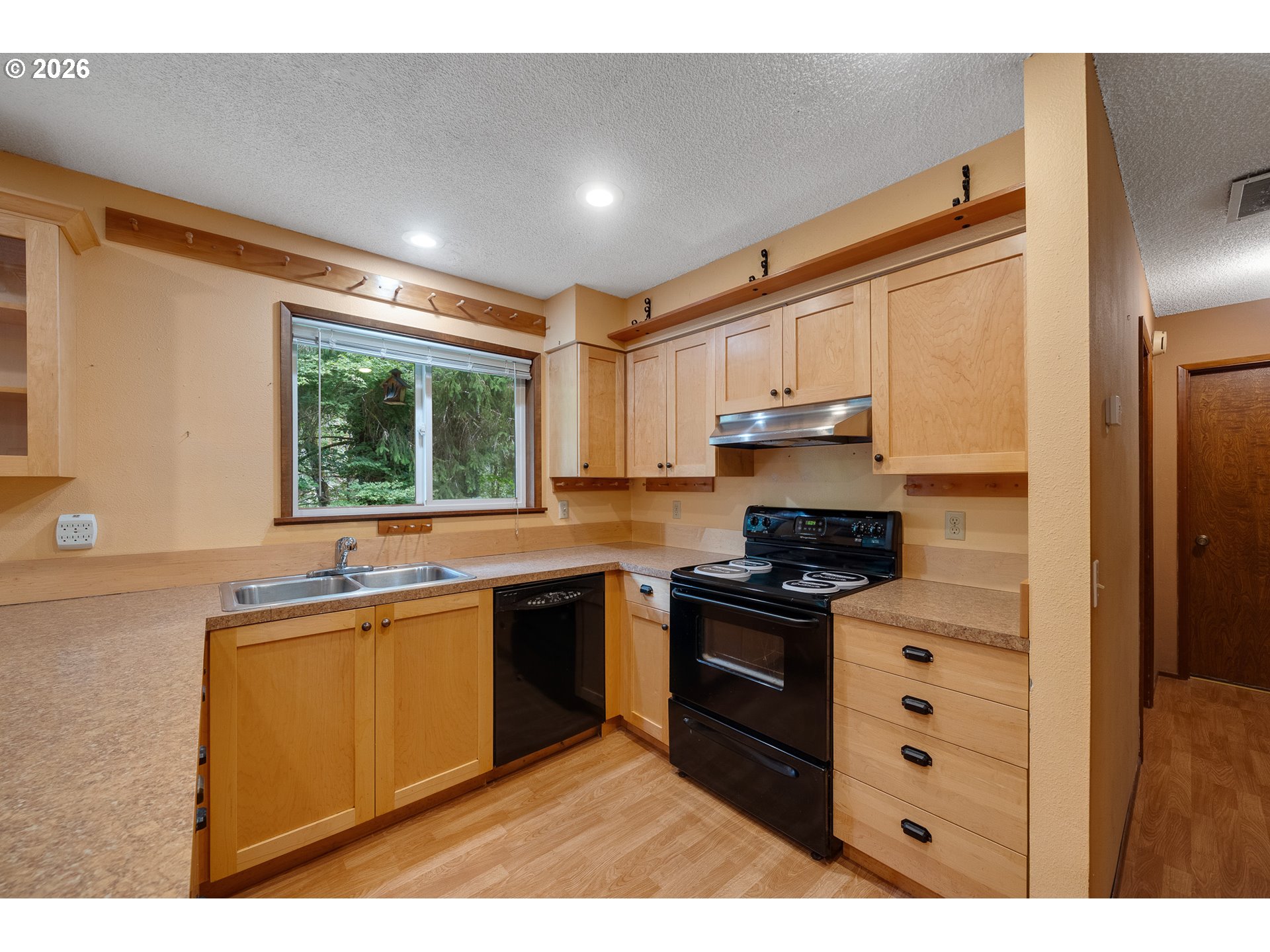 17005 Southpoint Drive Nehalem, OR 97131 - Photo 8 of 35