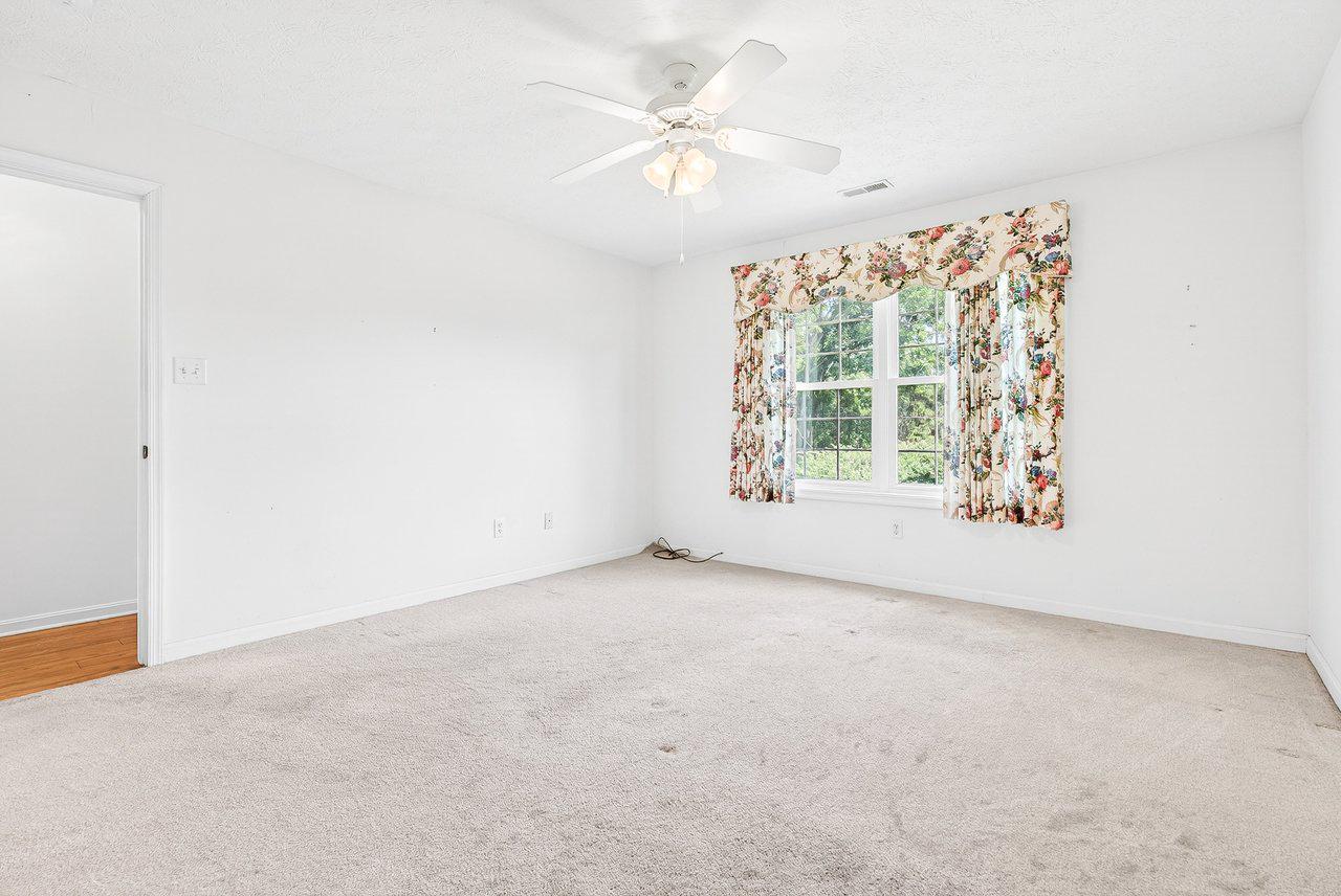 849 South Ox Road Woodstock, VA 22664 - Photo 28 of 51 Bright and airy bedroom retreat.