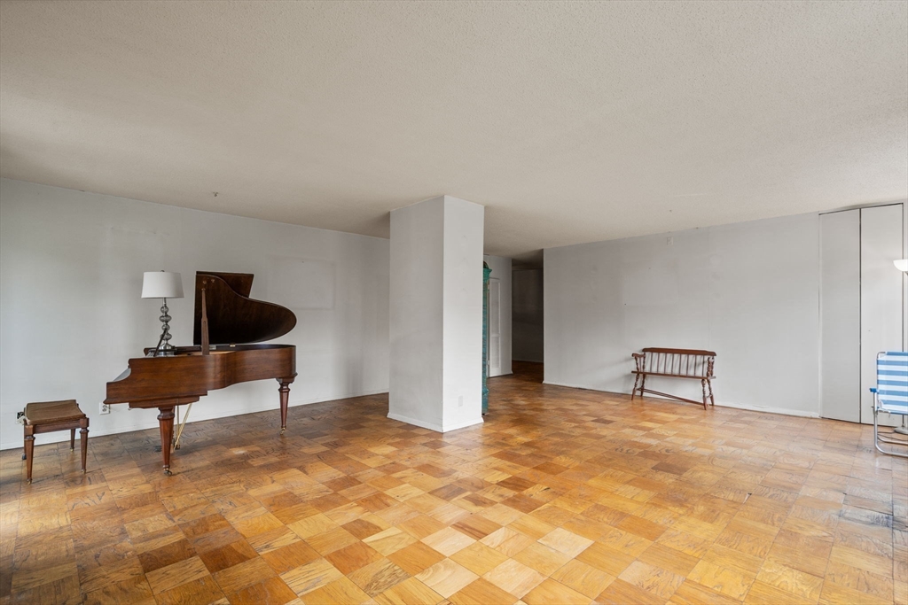 65 East India Row, Unit 6B Boston, MA 02110 - Photo 9 of 28