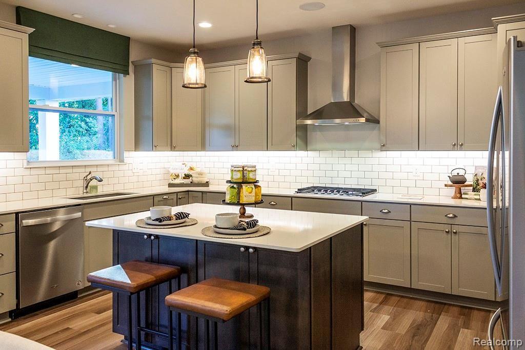 4040 Wylie Road Dexter, MI 48130 - Photo 9 of 29 Willow Woods Columbia (14).jpg