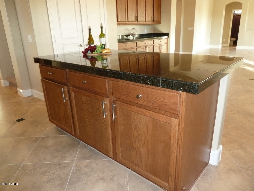 13651 West Calavar Road Surprise, AZ 85379 - Photo 8 of 29 Lg island with granite